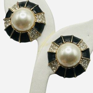 Vintage Donald Stannard Faux Mabe’ Pearl Earrings